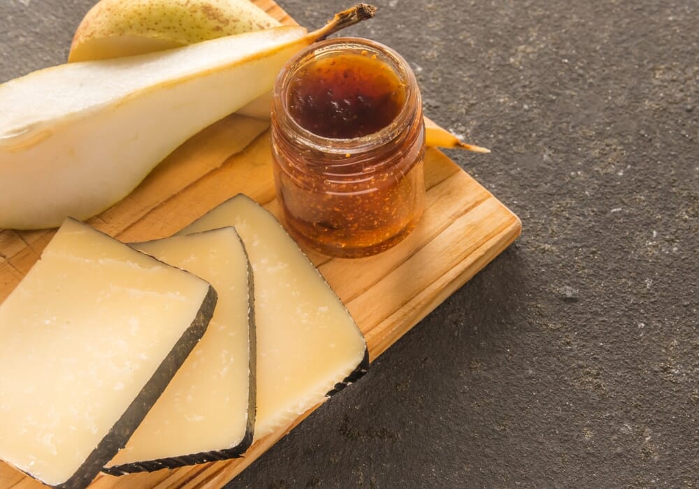 pere noci e pecorino